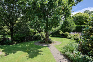 Photo 33- click for photo gallery